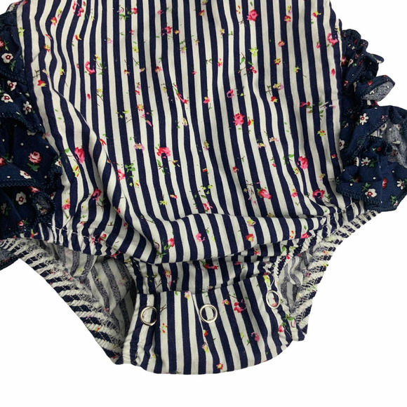 MESSY Code Baby Ruffle Romper Size S (3-6m) - Picture 2 of 6